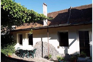 Rumanía Chata Braşov, Exterior